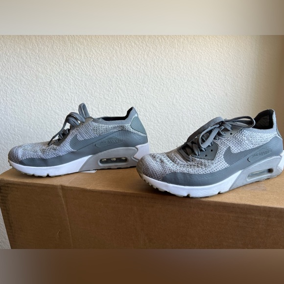 Rare Pure platinum Nike Air Max Ultra 2.0 Flyknit - Picture 2 of 12